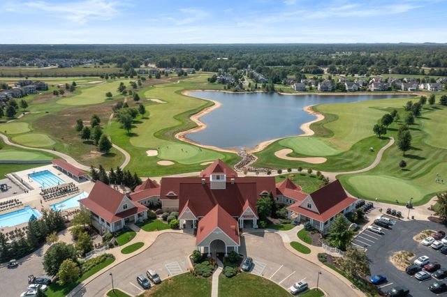 4707 Macatawa Legends Boulevard, Holland, MI 49424