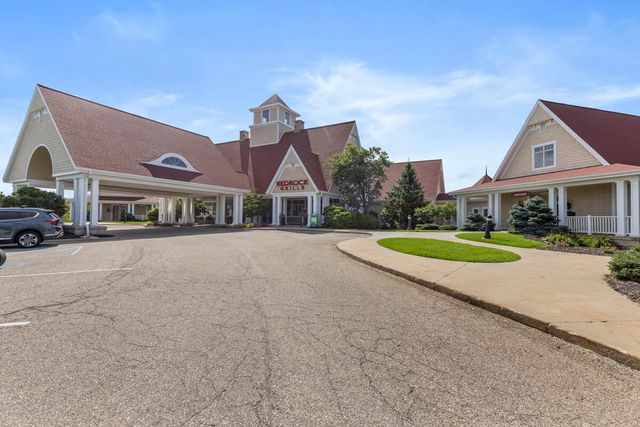 4707 Macatawa Legends Boulevard, Holland, MI 49424