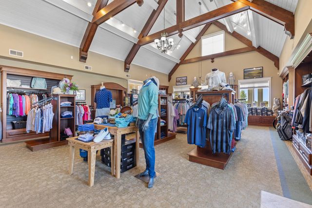 4707 Macatawa Legends Boulevard, Holland, MI 49424