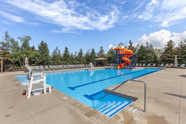 4707 Macatawa Legends Boulevard, Holland, MI 49424