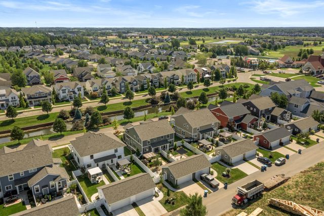 4707 Macatawa Legends Boulevard, Holland, MI 49424