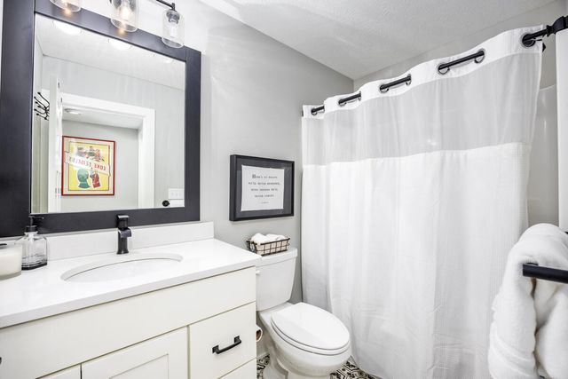 4707 Macatawa Legends Boulevard, Holland, MI 49424