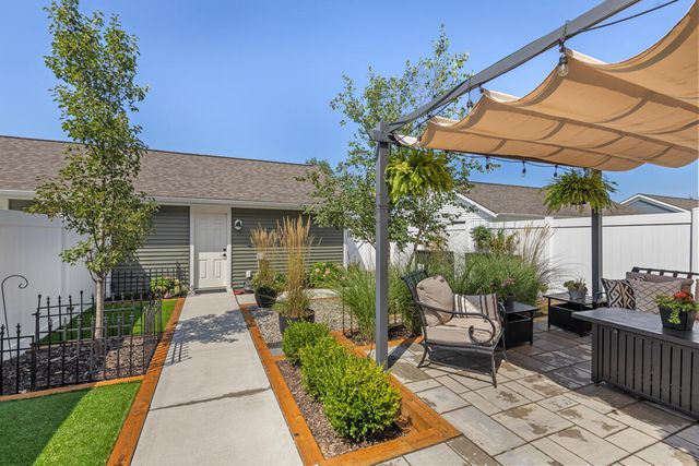 4707 Macatawa Legends Boulevard, Holland, MI 49424