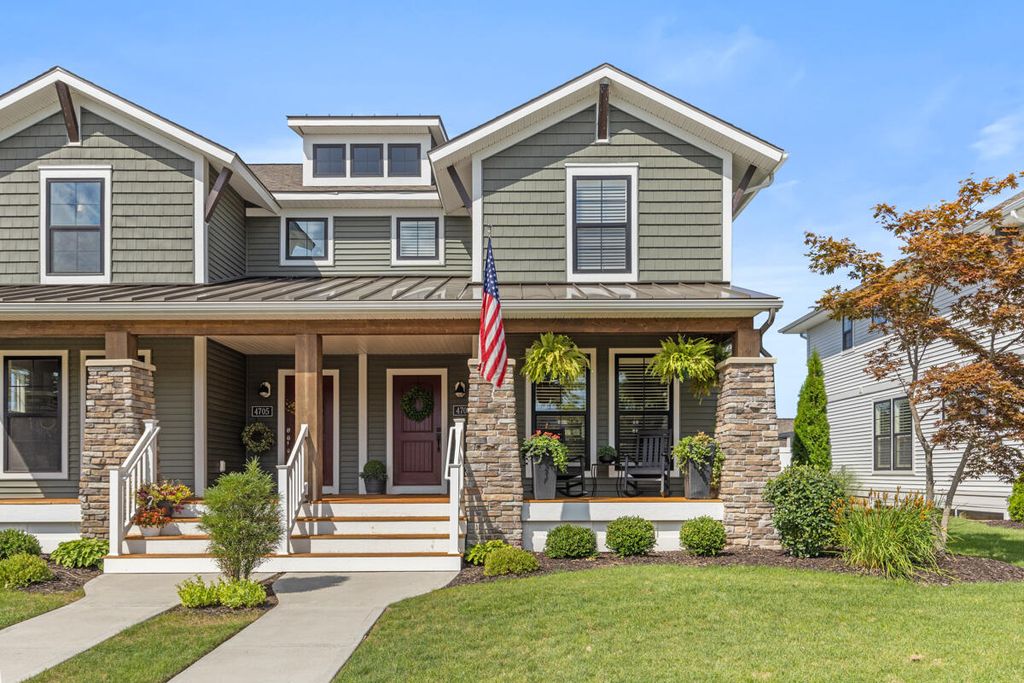 4707 Macatawa Legends Boulevard, Holland, MI 49424