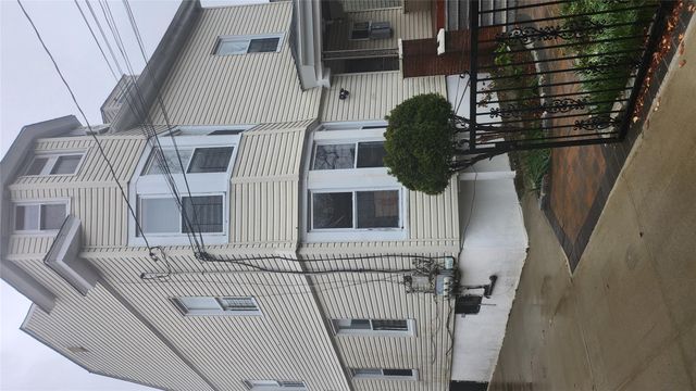 846 215th. Street E, Bronx, NY 10467