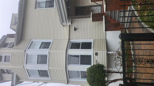 846 215th. Street E, Bronx, NY 10467