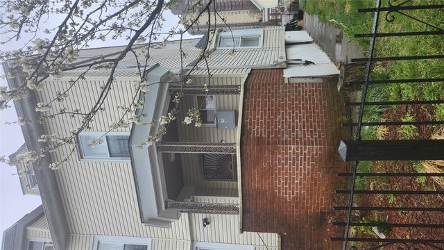 846 215th. Street E, Bronx, NY 10467