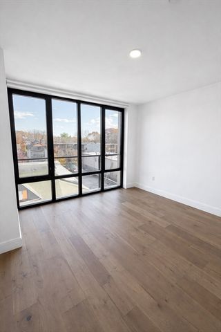 1121 Dorchester Avenue 301, Boston, MA 02125