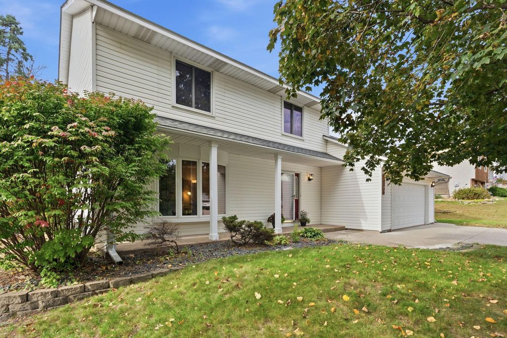10356 Xylon Road S, Bloomington, MN 55438 — photo 3