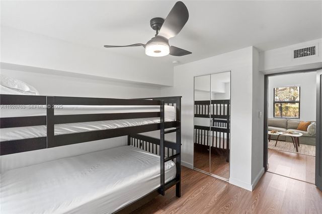 601 SW 1st St, Hallandale Beach, FL 33009