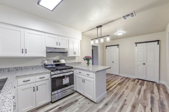 418 Hibernia Place, Houma, LA 70363