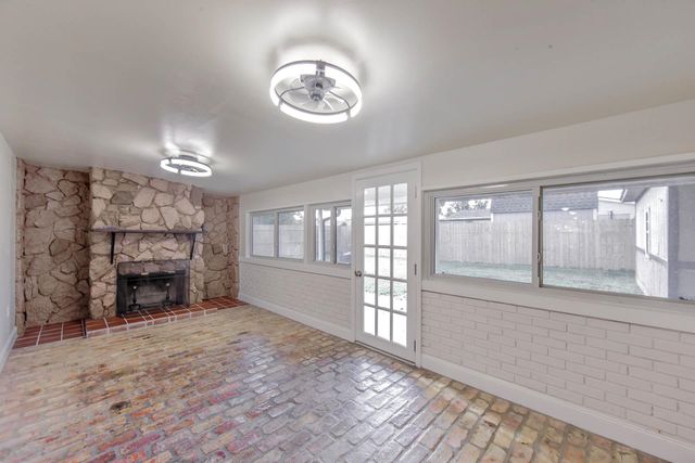 418 Hibernia Place, Houma, LA 70363