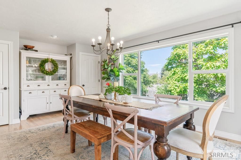 Image 18 of property listing at 3560 Augusta Drive, Pocatello, ID 83204