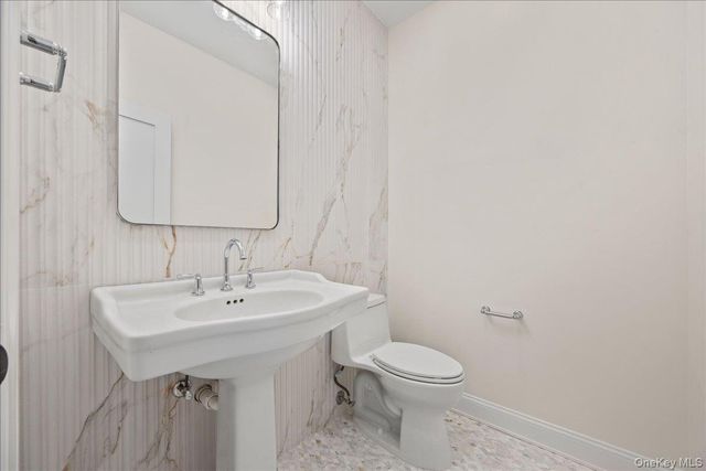 7 Wyanoke Street, White Plains, NY 10606