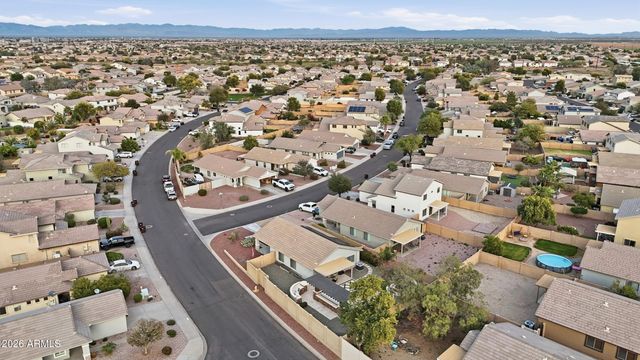 2013 W Prospector Way, San Tan Valley, AZ 85144
