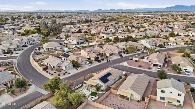 2013 W Prospector Way, San Tan Valley, AZ 85144