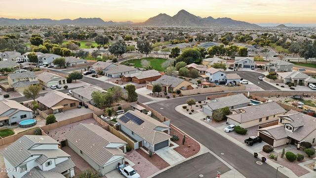 2013 W Prospector Way, San Tan Valley, AZ 85144