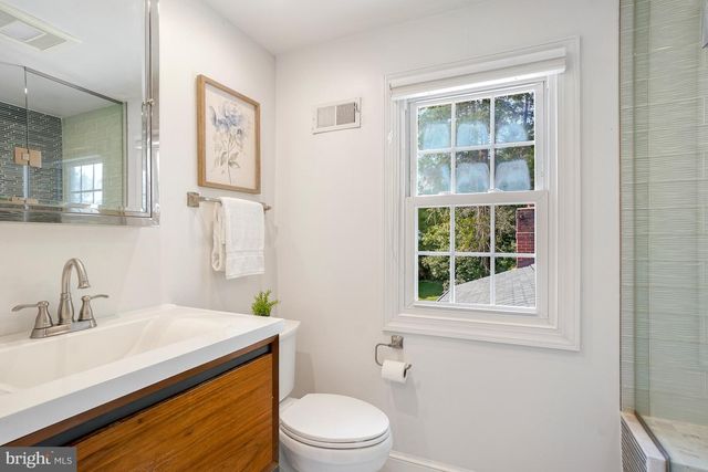 15400 LAYHILL RD, Silver Spring, MD 20906