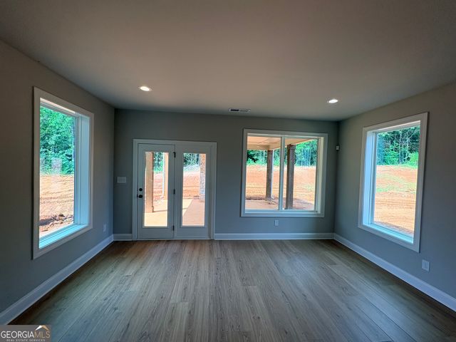 917 Stallings Road 29, Senoia, GA 30276