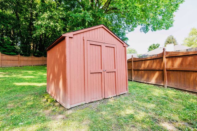 1214 Jennings Dr, Nolensville, TN 37135