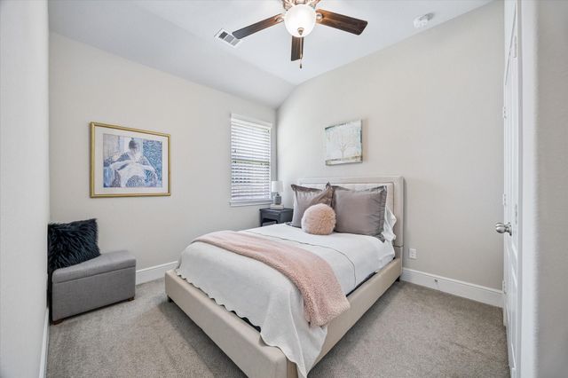 19 Peace Tree Way, Tomball, TX 77375