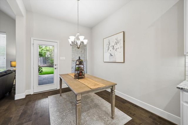 19 Peace Tree Way, Tomball, TX 77375