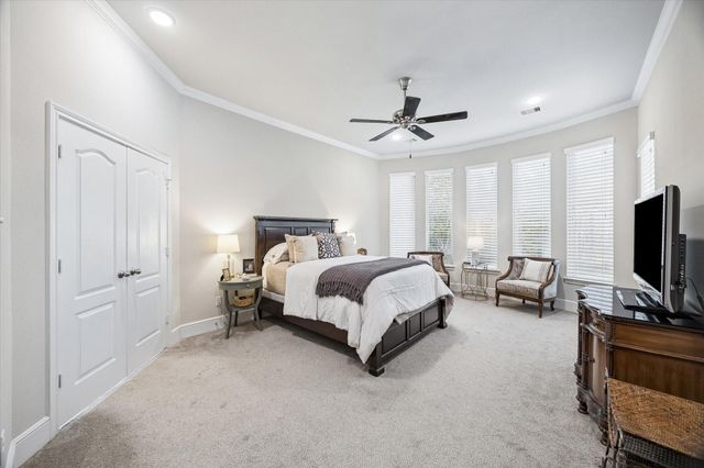 19 Peace Tree Way, Tomball, TX 77375