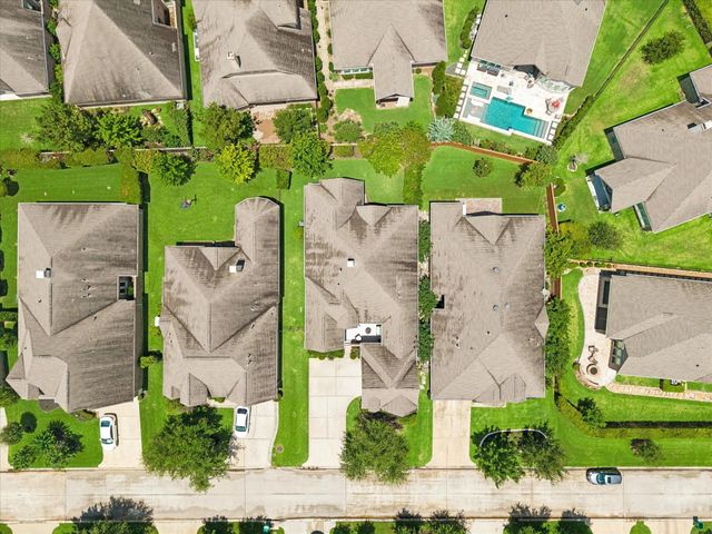 19 Peace Tree Way, Tomball, TX 77375