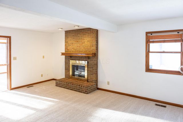 7081 Wendy Trail Lane, Dublin, OH 43017