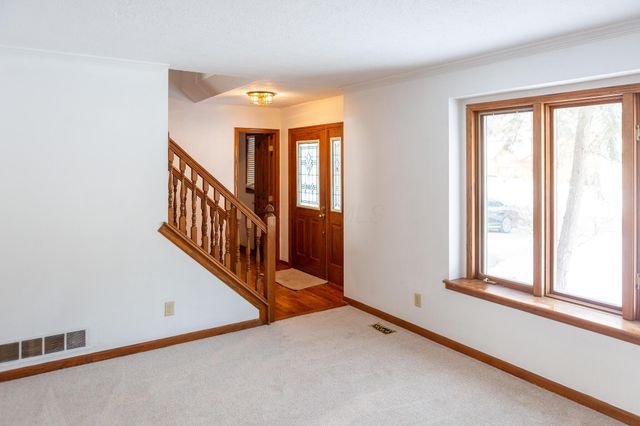 7081 Wendy Trail Lane, Dublin, OH 43017