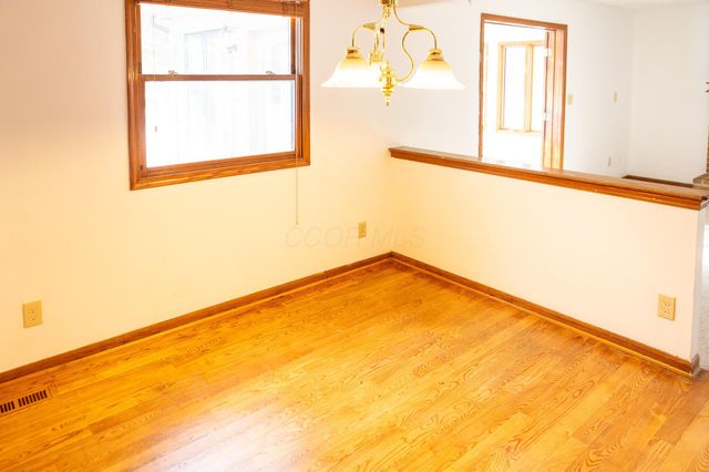 7081 Wendy Trail Lane, Dublin, OH 43017