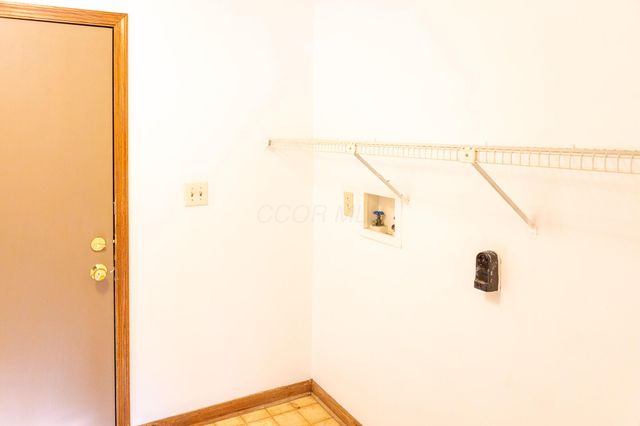 7081 Wendy Trail Lane, Dublin, OH 43017