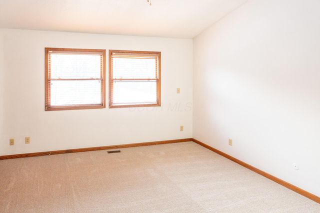 7081 Wendy Trail Lane, Dublin, OH 43017