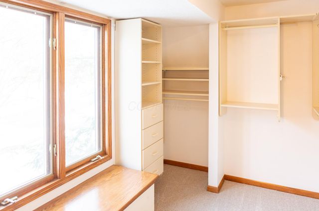 7081 Wendy Trail Lane, Dublin, OH 43017