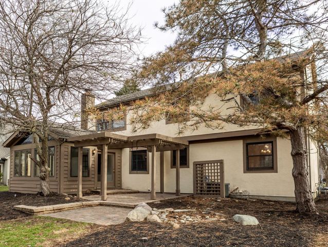 7081 Wendy Trail Lane, Dublin, OH 43017