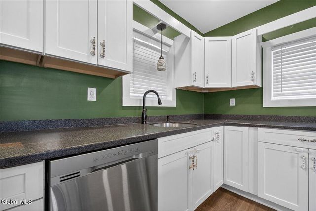 16 Hill Street, Lake Luzerne, NY 12846