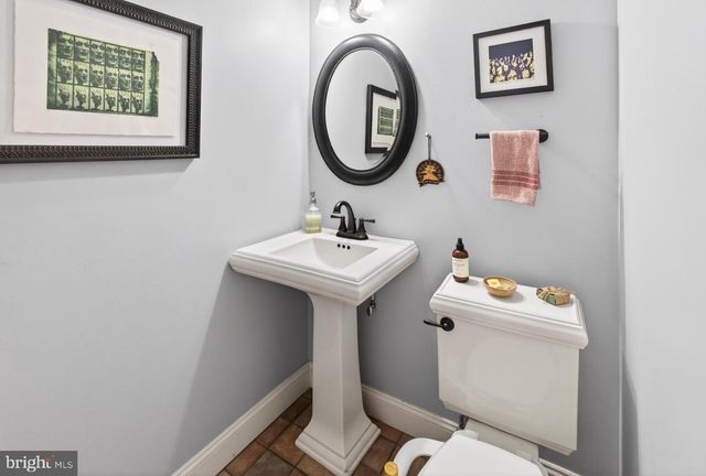 21 PINE DR, Chester Springs, PA 19425