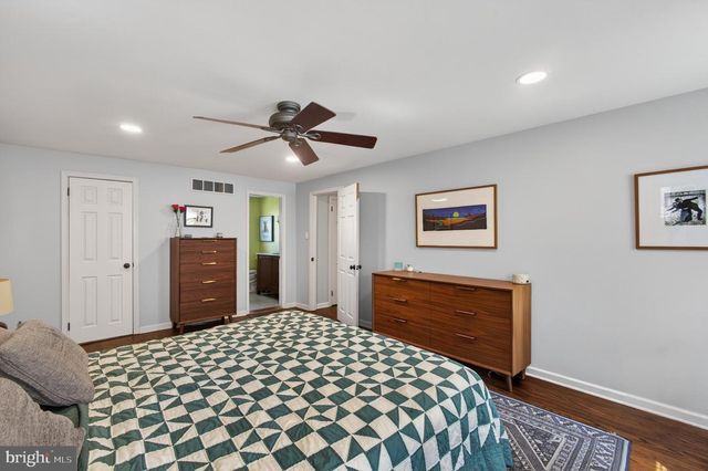 21 PINE DR, Chester Springs, PA 19425