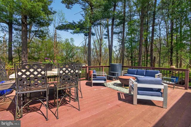 21 PINE DR, Chester Springs, PA 19425