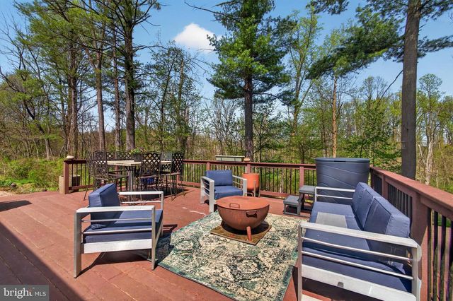 21 PINE DR, Chester Springs, PA 19425