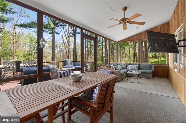 21 PINE DR, Chester Springs, PA 19425