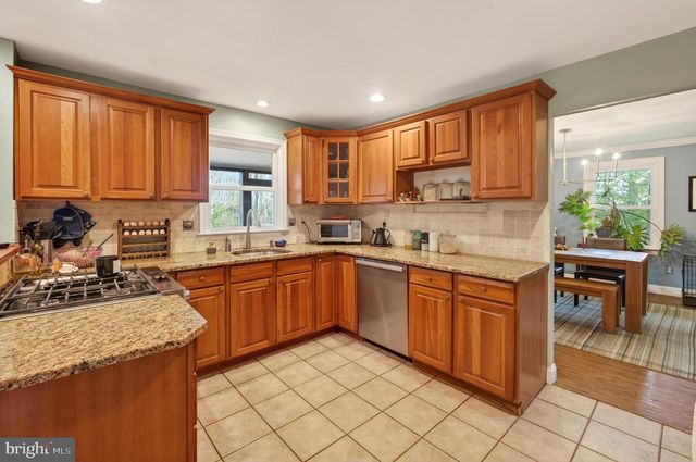 21 PINE DR, Chester Springs, PA 19425