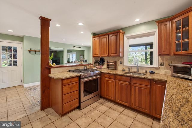 21 PINE DR, Chester Springs, PA 19425