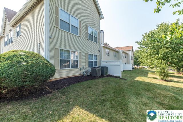 1947 Willings Lane, Hellertown Boro, PA 18055