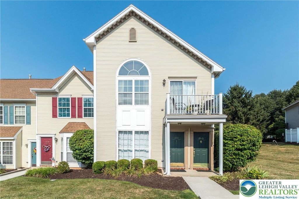 1947 Willings Lane, Hellertown Boro, PA 18055