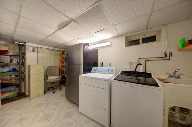 7622 265th Street, New Hyde Park, NY 11040