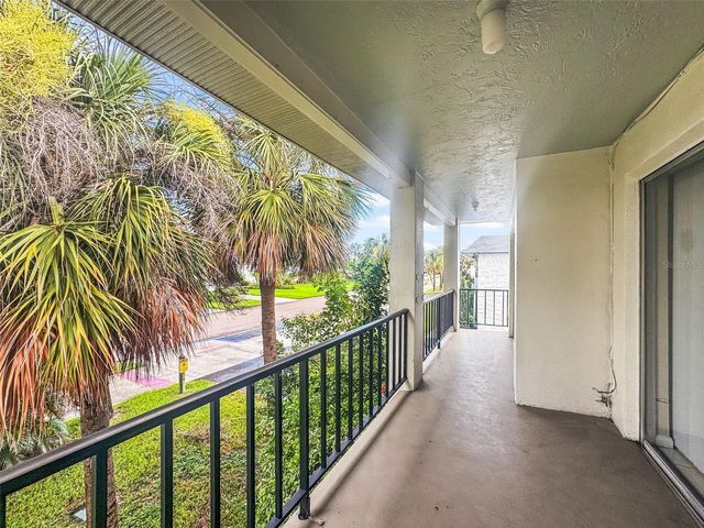 4420 37TH STREET S 10, St Petersburg, FL 33711