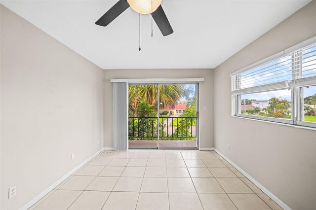 4420 37TH STREET S 10, St Petersburg, FL 33711