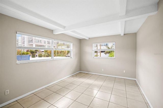 4420 37TH STREET S 10, St Petersburg, FL 33711