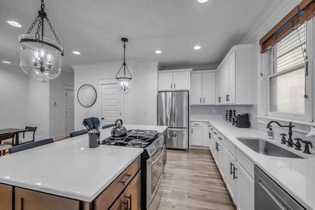 1512 Kirkwood Ave, Nashville, TN 37212